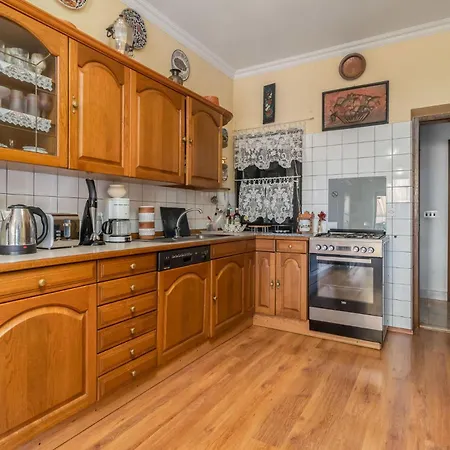 公寓 Stunning In 科斯特雷纳