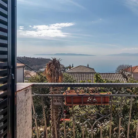 Stunning In * Kostrena